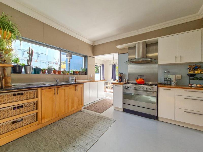 5 Bedroom Property for Sale in Hout Bay Western Cape